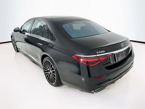 Used 2024 Mercedes-Benz S 580 4MATIC Sedan image 6