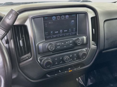 Used 2018 Chevrolet Silverado 1500 LT w/ All Star Edition AWD/4WD image 18