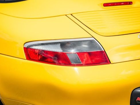 Used 2000 Porsche 911 Carrera 4 image 50