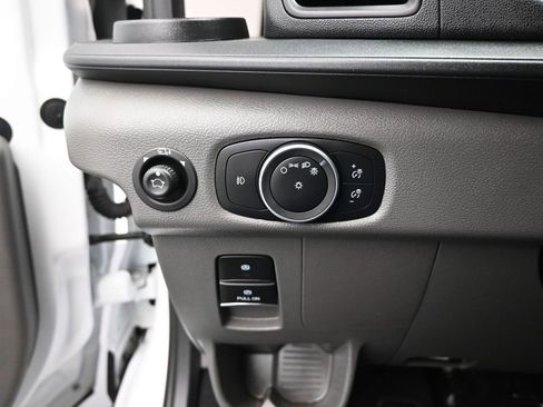 Used 2023 Ford Transit 350 XLT image 12