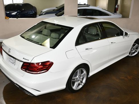 Used 2014 Mercedes-Benz E 350 4MATIC Sedan image 79