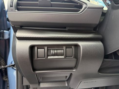 Certified 2024 Subaru Crosstrek 2.0i Premium image 21