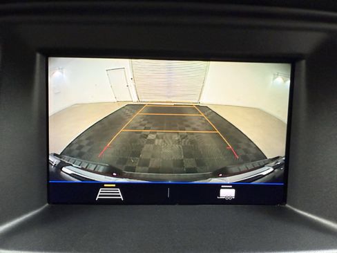 Used 2022 GMC Canyon Elevation Standard image 17