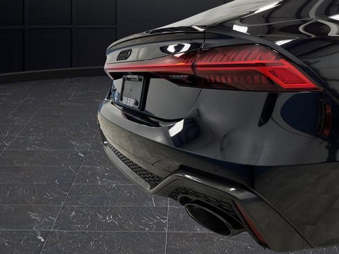 Used 2023 Audi RS 7 Sportback w/ Carbon Optic Package image 34