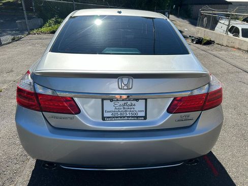 Used 2014 Honda Accord Touring image 6