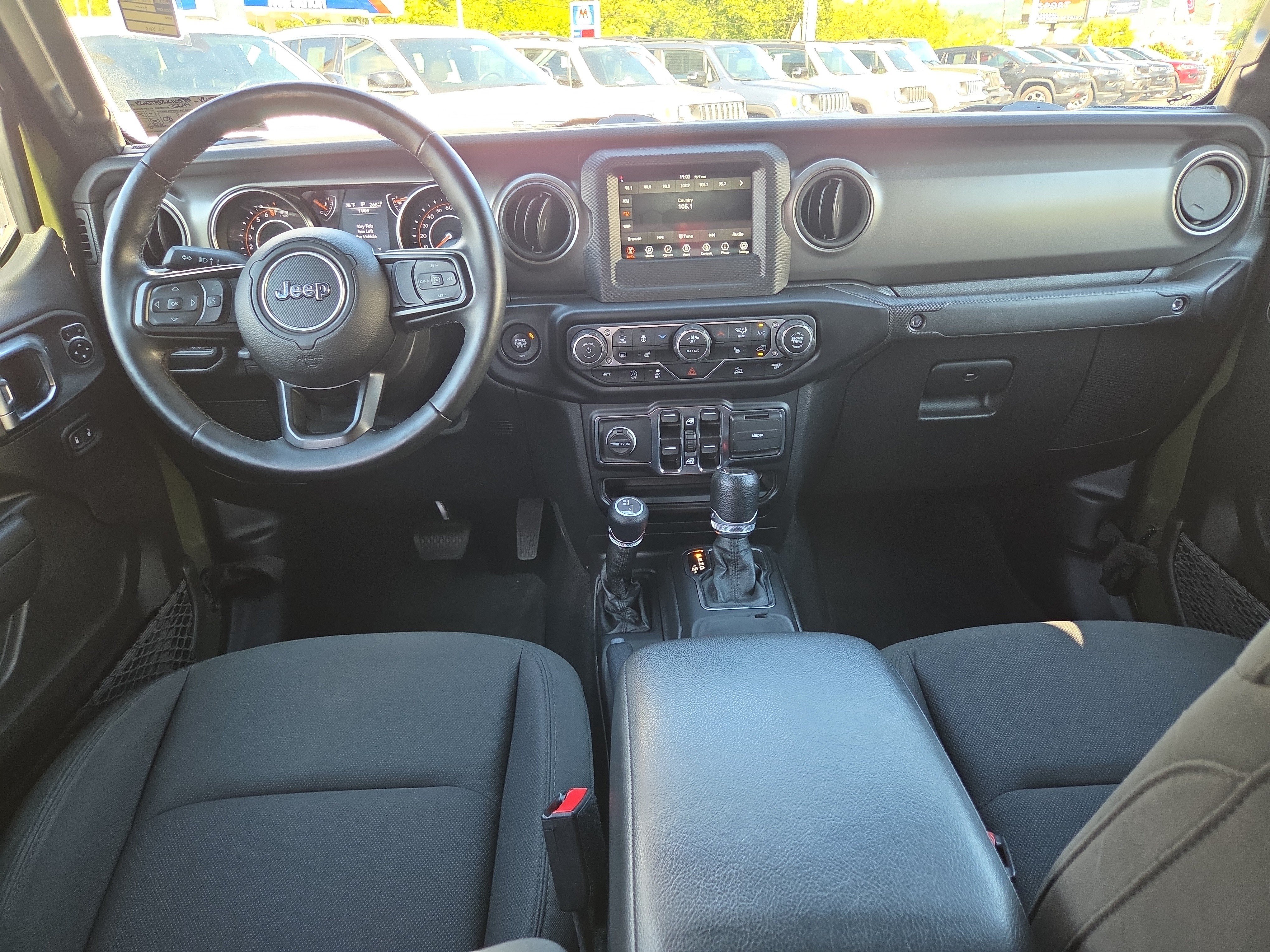 Certified 2022 Jeep Gladiator Sport AWD/4WD image 23