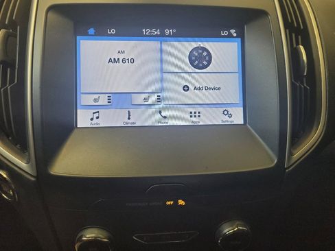 Used 2019 Ford Edge SEL w/ Equipment Group 201A FWD image 25
