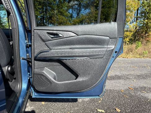 New 2026 Chevrolet Traverse LT w/ Driver Confidence Package image 27