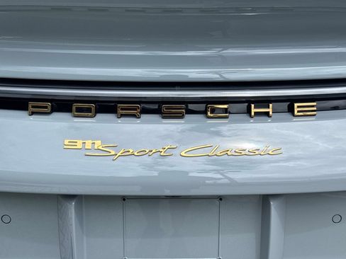 Used 2023 Porsche 911 Sport Classic RWD image 13