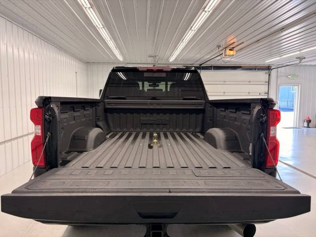 Used 2022 Chevrolet Silverado 3500 High Country w/ Z71 Off-Road Package AWD/4WD image 5