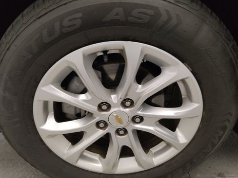 Used 2021 Chevrolet Equinox LS w/ LS Convenience Package FWD image 31