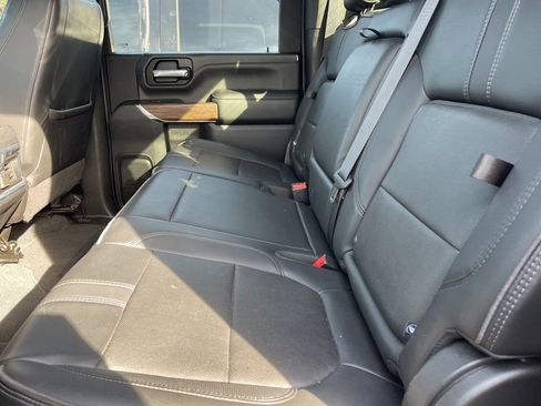 Used 2021 Chevrolet Silverado 2500 High Country w/ Z71 Off-Road Package image 7