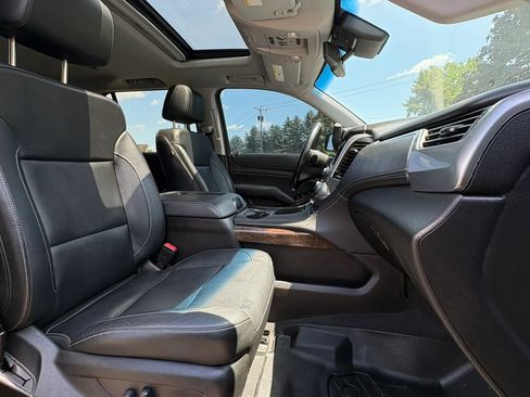 Used 2019 Chevrolet Tahoe LT AWD/4WD image 32