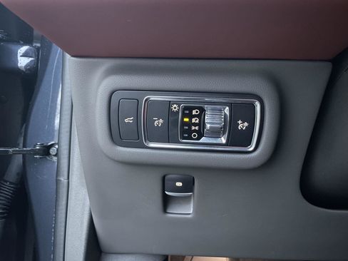 Used 2024 Lincoln Nautilus Black Label image 14