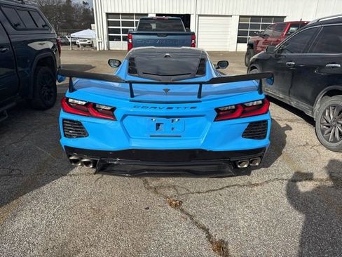 Used 2022 Chevrolet Corvette Stingray Premium Cpe w/ Z51 Performance Package image 6