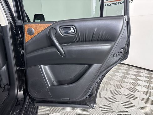 Used 2024 Nissan Armada SL w/ Captain's Chairs Package image 25