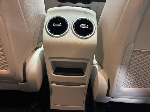 New 2026 Mercedes-Benz GLB 250 4MATIC image 23