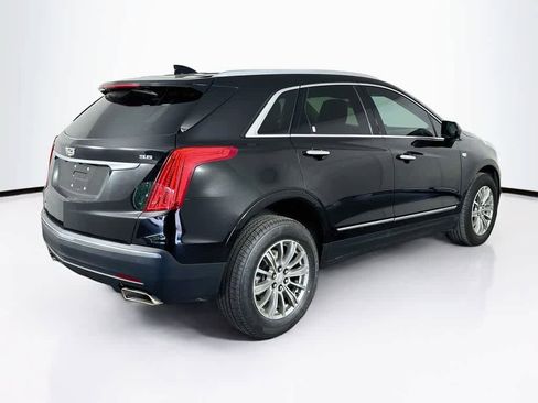 Used 2017 Cadillac XT5 Luxury w/ Driver Awareness Package AWD/4WD image 25