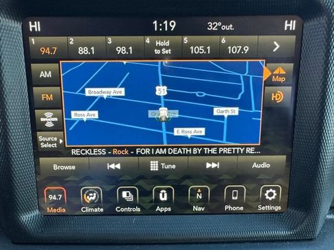 Used 2023 Jeep Gladiator Overland image 21