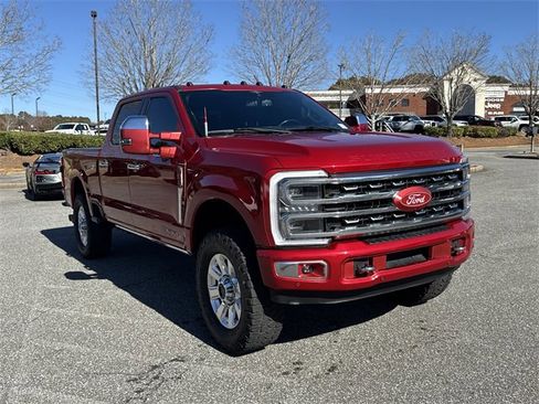 Used 2023 Ford F350 Platinum w/ FX4 Off-Road Package image 3