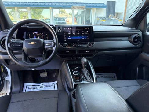 Used 2023 Chevrolet Colorado W/T w/ Advanced Trailering Package AWD/4WD image 12