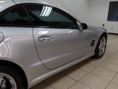 Used 2004 Mercedes-Benz SL 55 AMG image 16
