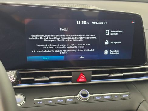 Used 2026 Hyundai Elantra Limited FWD image 19