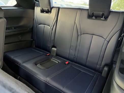 Certified 2026 INFINITI QX60 Sport w/ Dark Cargo Package AWD/4WD image 18