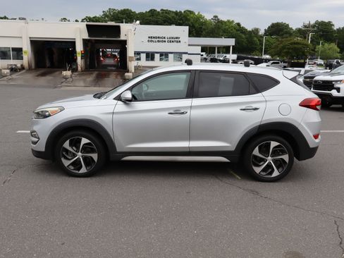Used 2017 Hyundai Tucson Limited FWD image 18
