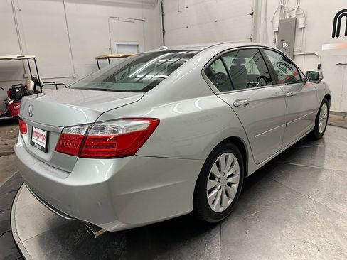 Used 2015 Honda Accord EX-L image 16