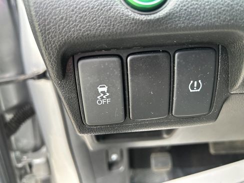 Used 2015 Honda CR-V LX image 23