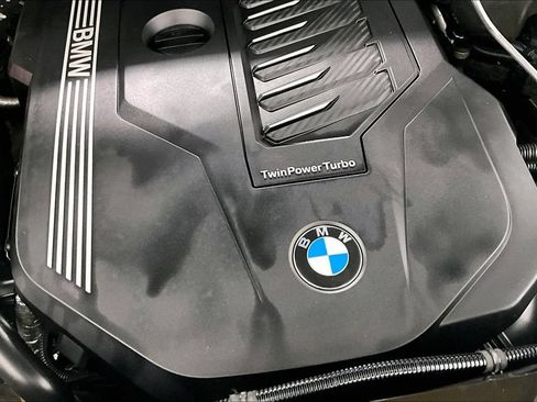 Used 2021 BMW X7 xDrive40i w/ Executive Package AWD/4WD image 33
