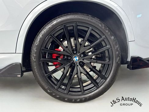 Used 2025 BMW X5 xDrive40i image 41
