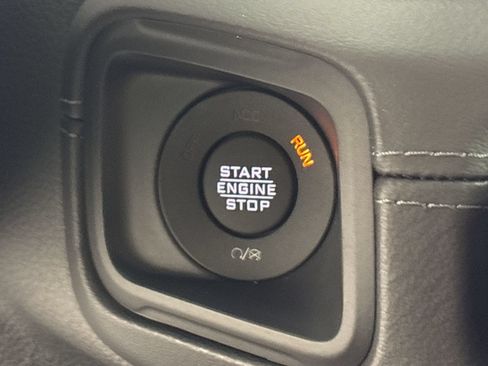 New 2026 Jeep Wrangler Unlimited Sahara AWD/4WD image 16
