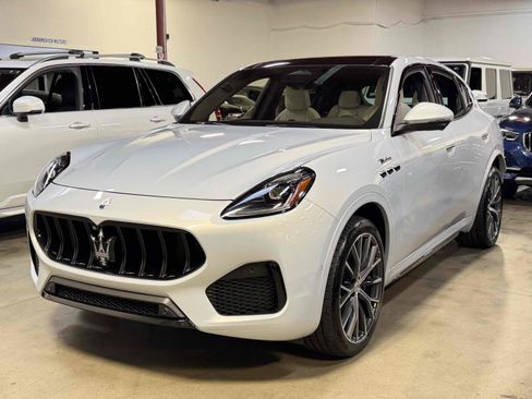 Used 2023 Maserati Grecale Modena image 47