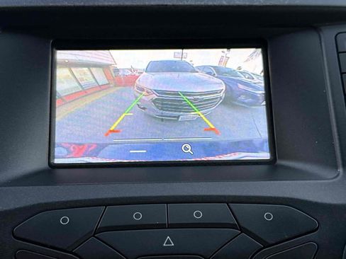 Used 2016 Ford Edge SE image 3