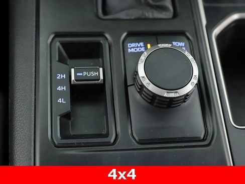 Used 2024 Toyota Tundra Limited image 24