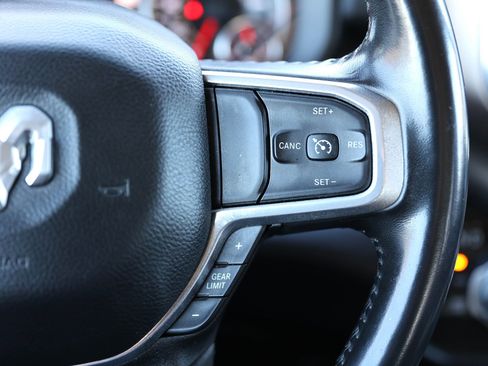 Used 2022 RAM 1500 Laramie image 40