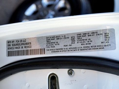 Used 2024 RAM 2500 Big Horn image 34