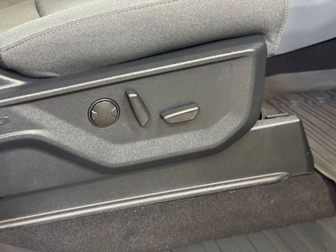 Used 2024 Ford F150 Lightning Flash image 25