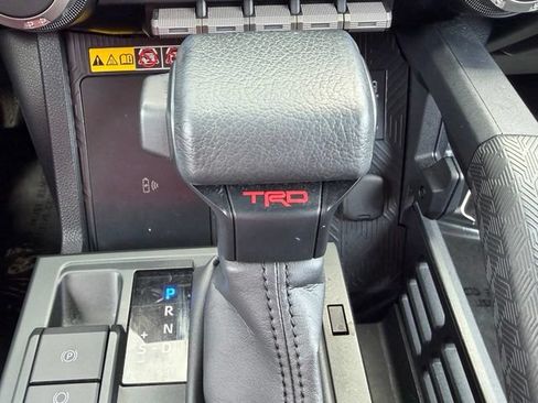 Certified 2025 Toyota 4Runner TRD Off-Road Premium AWD/4WD image 24