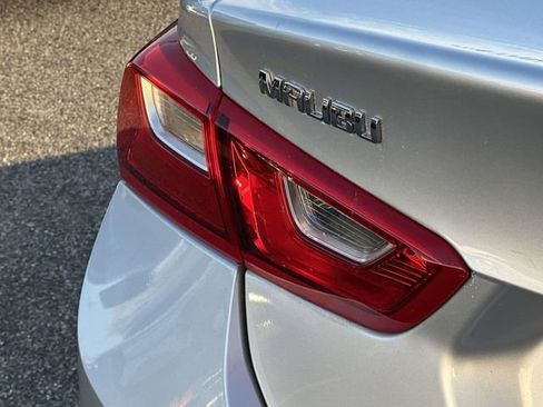 Used 2018 Chevrolet Malibu LS image 29