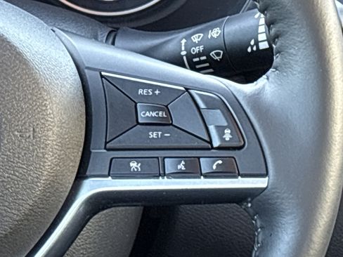 Used 2022 Nissan Sentra SV w/ All-Weather Package FWD image 23