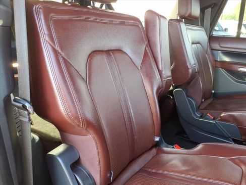 Used 2024 Ford Expedition Max Limited image 15