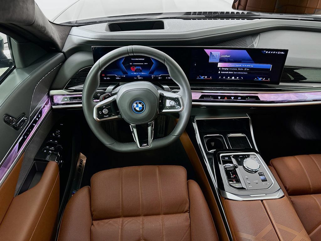 Used 2025 BMW i7 xDrive60 w/ Executive Package AWD/4WD image 22