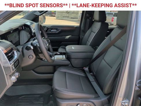 New 2026 GMC Yukon Denali w/ Sun & Power Step Package image 13