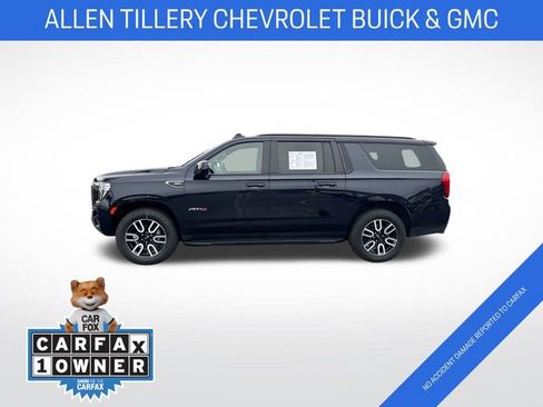 Used 2022 GMC Yukon XL AT4 image 2