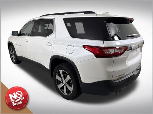 Used 2020 Chevrolet Traverse LT w/ LT Premium Package FWD image 6