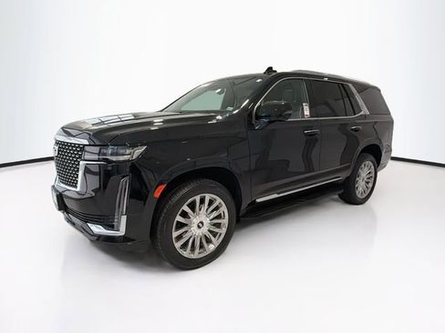 Used 2023 Cadillac Escalade Premium Luxury AWD/4WD image 3