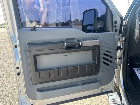 Used 2014 Ford F250 XLT w/ XLT Premium Package AWD/4WD image 20